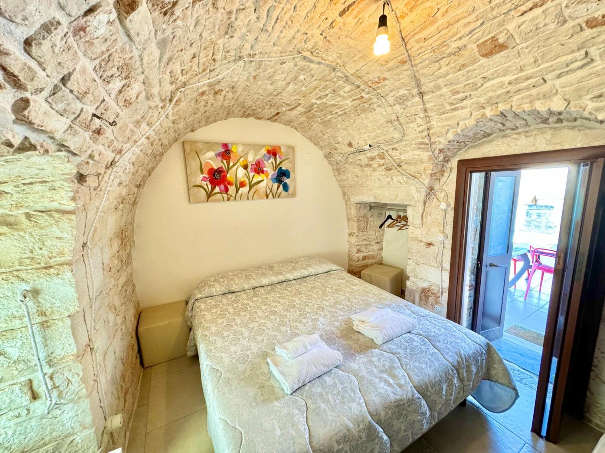 Trulli Moon Villa Alberobello Phòng bức ảnh