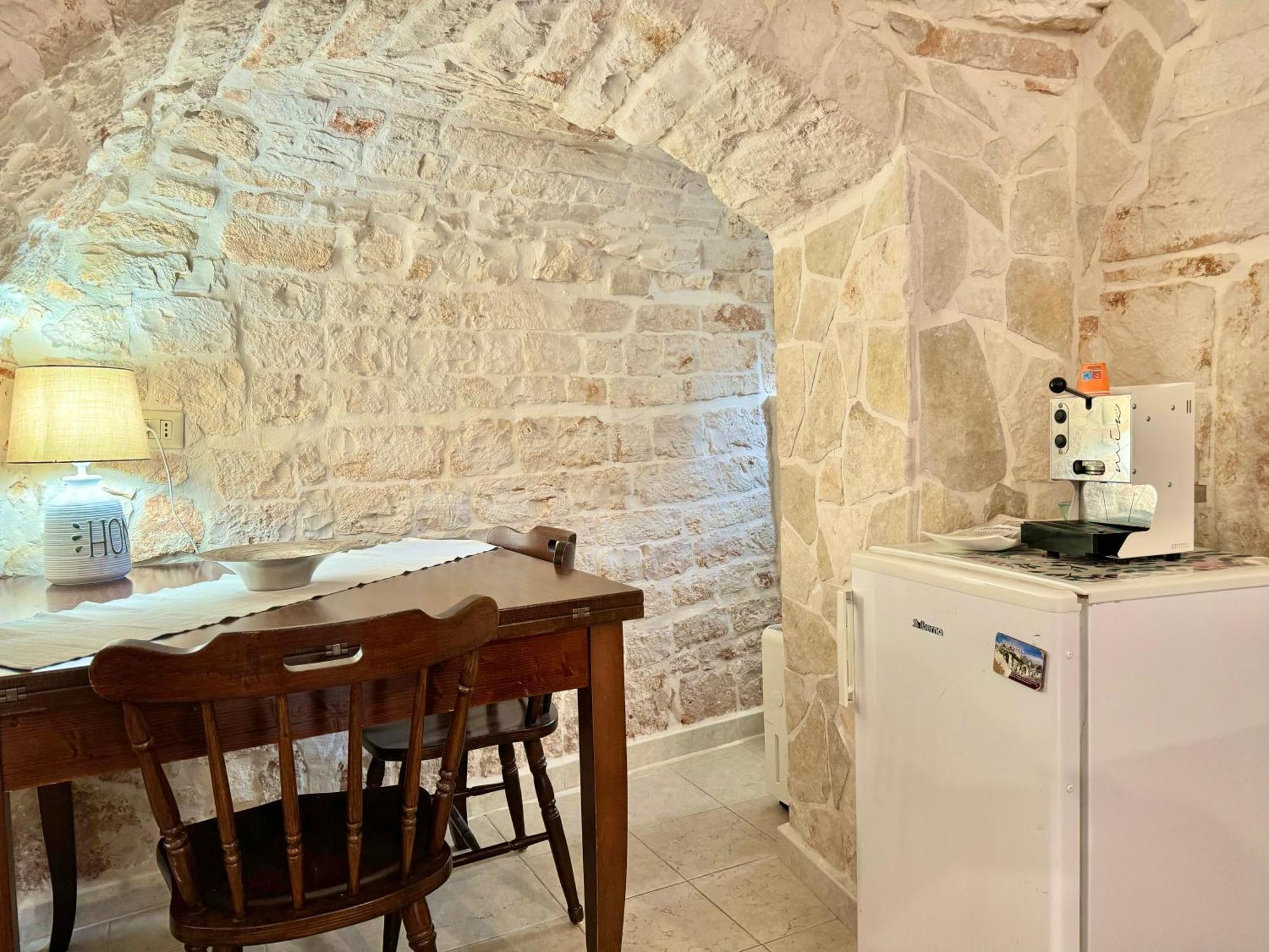 Trulli Moon Villa Alberobello Phòng bức ảnh